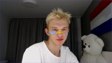 Andy_Bjorn  04-08-2021 video princess